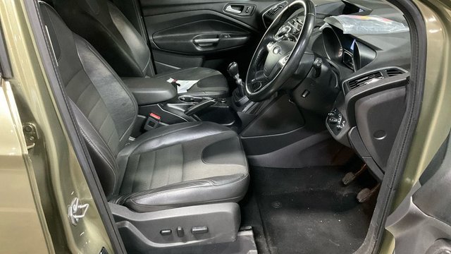 2014 FORD KUGA 1.5T EcoBoost Titanium SUV 5dr Petrol Manual 2WD Euro 6 (s/s) (150 ps) - Photo 9