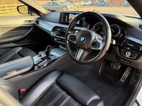 USED 2018 18 BMW 5 SERIES 3.0 540i M Sport Touring 5dr Petrol Auto xDrive Euro 6 (s/s) (340 ps) Two Keys & Service History