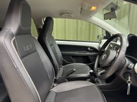 USED 2013 13 VOLKSWAGEN UP! 1.0 up! White Hatchback 3dr Petrol Manual Euro 5 (75 ps) 
