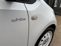 USED 2013 13 VOLKSWAGEN UP! 1.0 up! White Hatchback 3dr Petrol Manual Euro 5 (75 ps) 