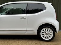USED 2013 13 VOLKSWAGEN UP! 1.0 up! White Hatchback 3dr Petrol Manual Euro 5 (75 ps) 