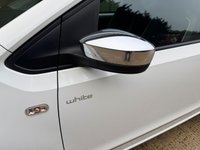 USED 2013 13 VOLKSWAGEN UP! 1.0 up! White Hatchback 3dr Petrol Manual Euro 5 (75 ps) 