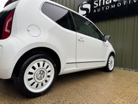 USED 2013 13 VOLKSWAGEN UP! 1.0 up! White Hatchback 3dr Petrol Manual Euro 5 (75 ps) 