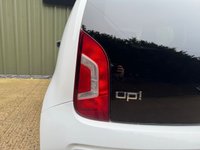 USED 2013 13 VOLKSWAGEN UP! 1.0 up! White Hatchback 3dr Petrol Manual Euro 5 (75 ps) 