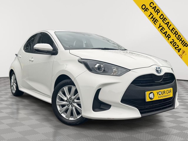 2022 TOYOTA YARIS - Photo 2