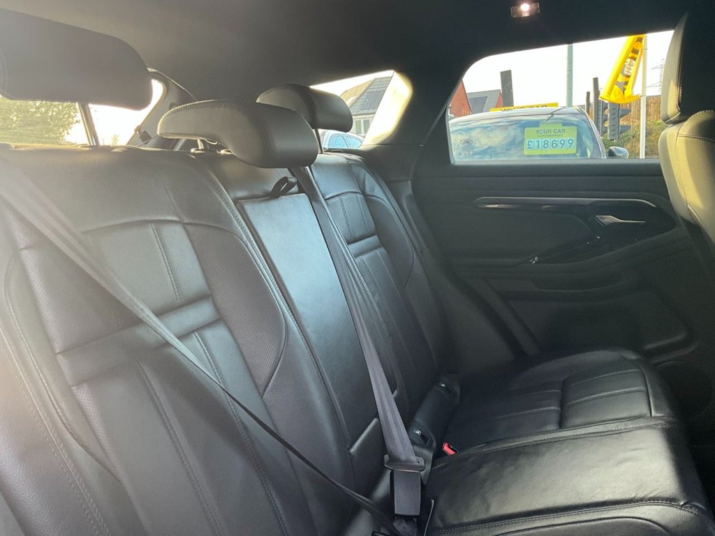 USED 2021 71 LAND ROVER RANGE ROVER EVOQUE 1.5 P300e 12.2kWh R-Dynamic S SUV 5dr Petrol Plug-in Hybrid Auto 4WD Euro 6 (s/s) (309 ps) 1 OWNER