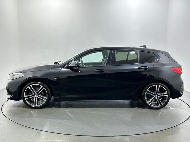 2020 BMW 1 Series - Photo 5