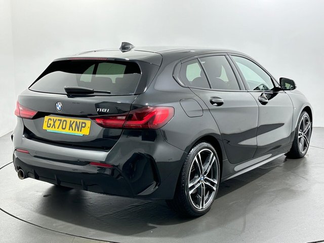 2020 BMW 1 Series - Photo 8