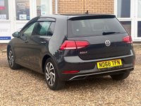 USED 2019 68 VOLKSWAGEN GOLF 1.6 TDI Match Hatchback 5dr Diesel Manual Euro 6 (s/s) (115 ps) www.suffolkcarcentre.co.uk - Located at Reydon
