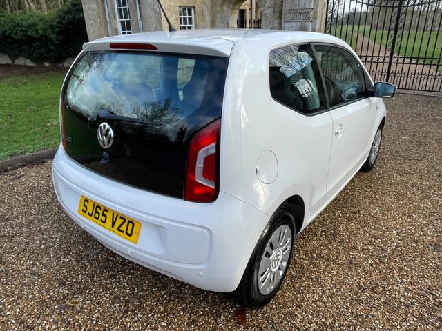 2015 VOLKSWAGEN UP! 1.0 Move up! ASG Euro 6 3dr - Photo 3