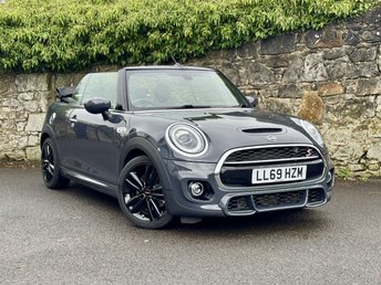2019 MINI CONVERTIBLE