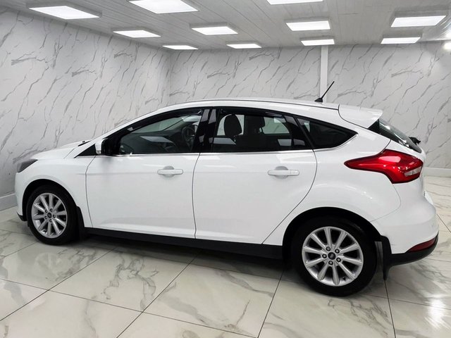 2018 Ford Focus 1L Titanium 5dr - Photo 8