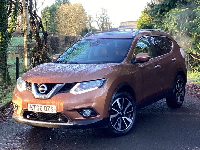 2017 NISSAN X-TRAIL