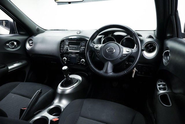 2015 NISSAN JUKE 1.2 DIG-T Acenta Euro 6 (s/s) 5dr - Photo 10