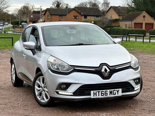 2017 RENAULT CLIO - Photo 6