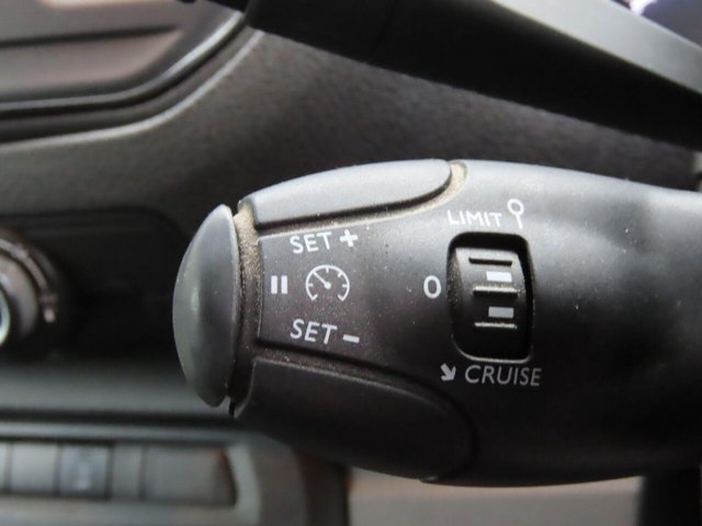 2021 VAUXHALL VIVARO - Photo 12