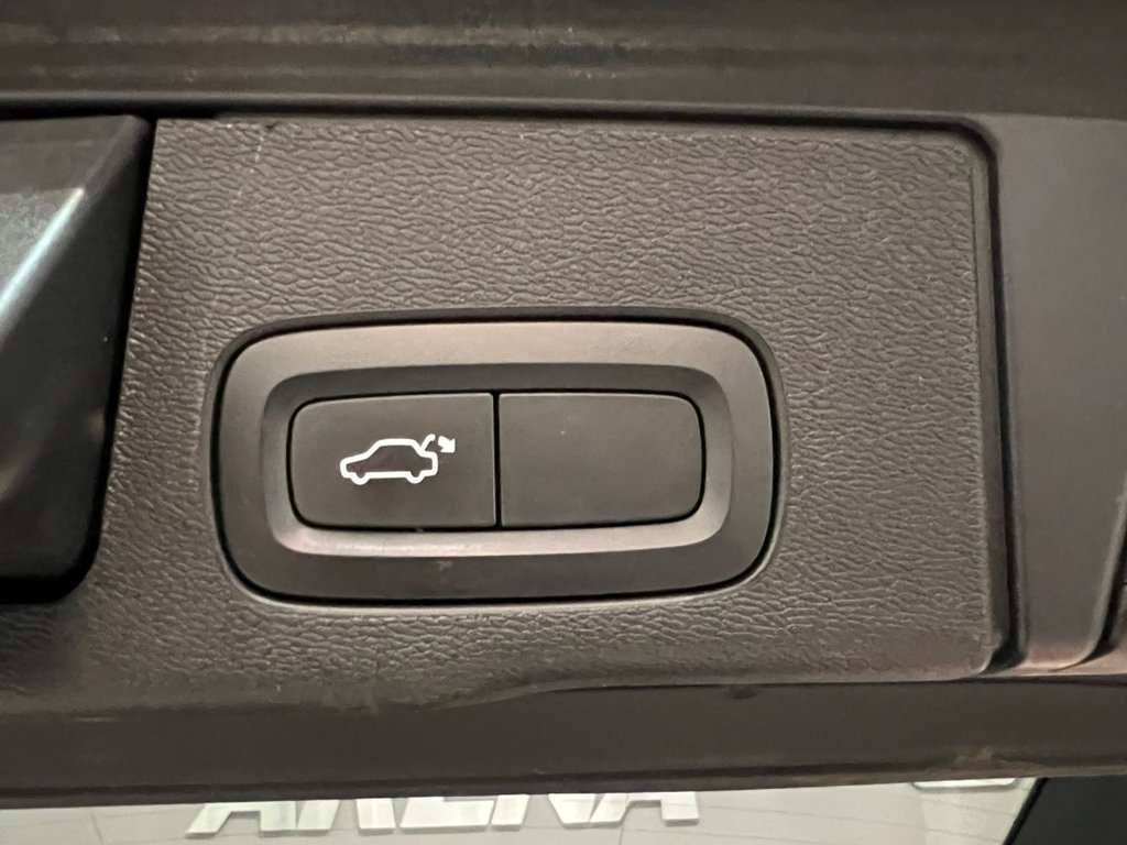 USED 2018 18 VOLVO XC60 2.0 D4 R-Design SUV 5dr Diesel Auto AWD Euro 6 (s/s) (190 ps) 