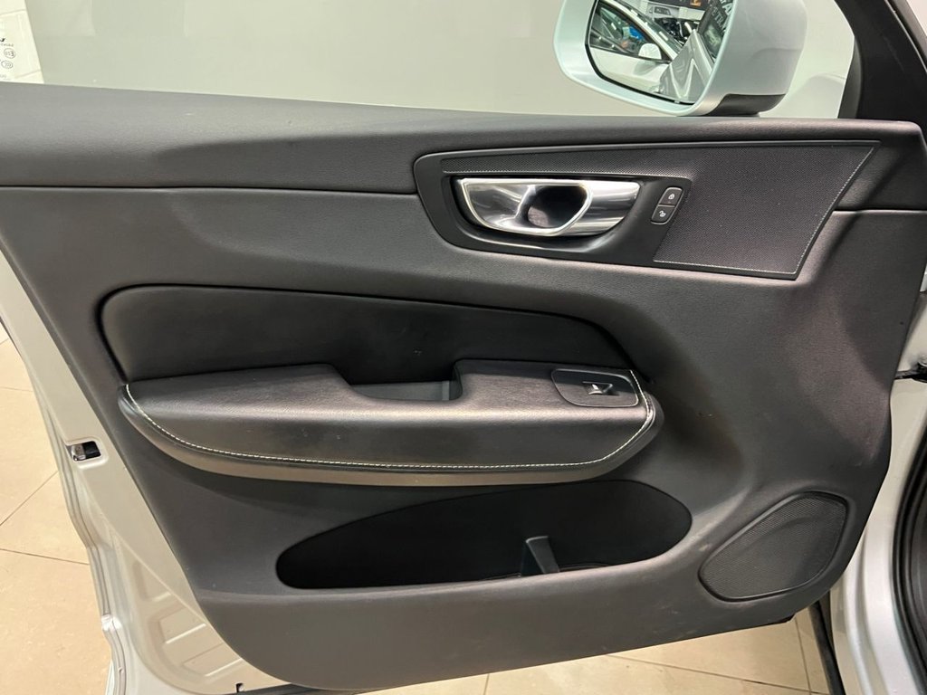 USED 2018 18 VOLVO XC60 2.0 D4 R-Design SUV 5dr Diesel Auto AWD Euro 6 (s/s) (190 ps) 