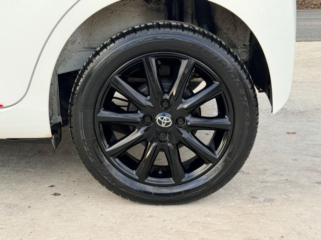 2017 Toyota Aygo 1L X-Press 5dr - Photo 4