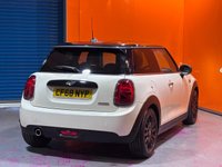 USED 2018 68 MINI HATCH 1.5 Cooper Hatchback 3dr Petrol Manual Euro 6 (s/s) (136 ps) &pound;4000 Of Extras. Pepper Pack.