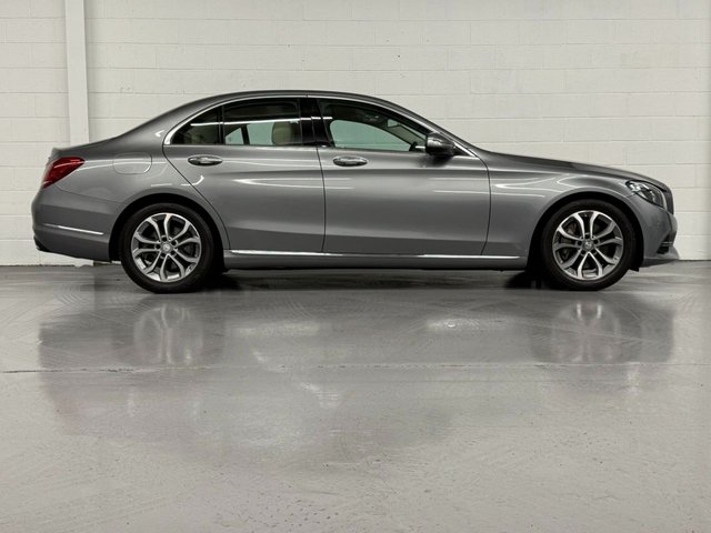 2014 MERCEDES-BENZ C-CLASS 2014 2.1 C250 BlueTEC Sport Saloon 4dr Diesel G-Tronic+ Euro 6 (s/s) (204 ps) - Photo 2