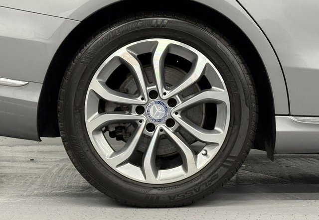 2014 MERCEDES-BENZ C-CLASS 2014 2.1 C250 BlueTEC Sport Saloon 4dr Diesel G-Tronic+ Euro 6 (s/s) (204 ps) - Photo 4