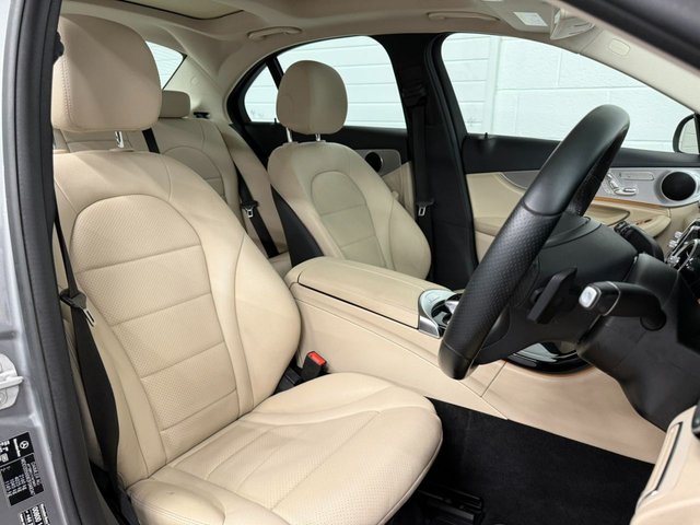 2014 MERCEDES-BENZ C-CLASS 2014 2.1 C250 BlueTEC Sport Saloon 4dr Diesel G-Tronic+ Euro 6 (s/s) (204 ps) - Photo 5