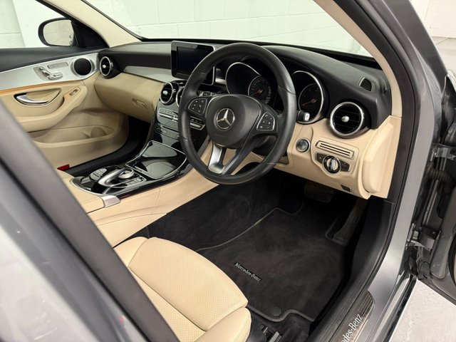 2014 MERCEDES-BENZ C-CLASS 2014 2.1 C250 BlueTEC Sport Saloon 4dr Diesel G-Tronic+ Euro 6 (s/s) (204 ps) - Photo 6