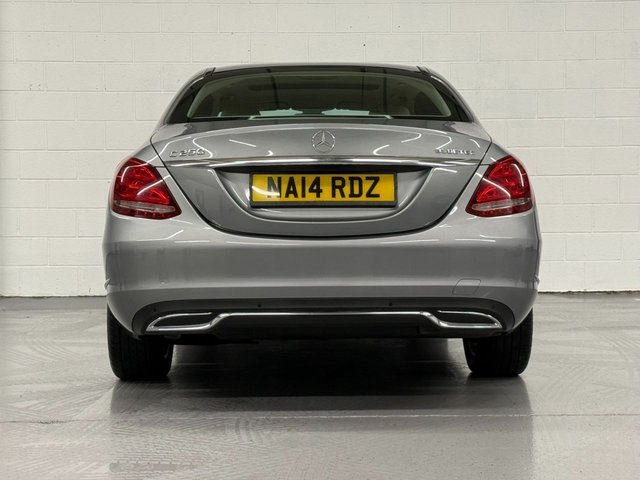 2014 MERCEDES-BENZ C-CLASS 2014 2.1 C250 BlueTEC Sport Saloon 4dr Diesel G-Tronic+ Euro 6 (s/s) (204 ps) - Photo 9