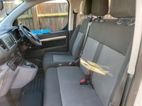 USED 2021 71 VAUXHALL VIVARO 2.0 Turbo D 3100 Sportive Crew Van Double Cab 5dr Diesel Auto L2 H1 Euro 6 (s/s) (120 ps) 6 seats-p sensors-air con- auto