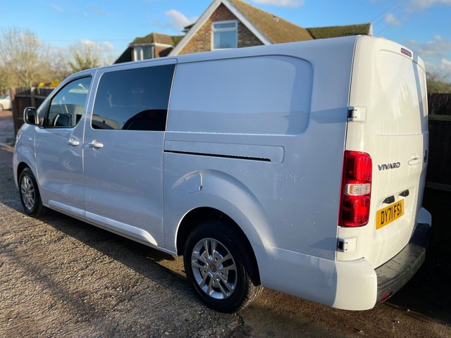 2021 Vauxhall Vivaro 2L Sportive 5dr - Photo 2