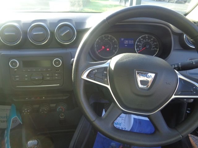 2019 DACIA DUSTER 1.6 SCe Essential SUV 5dr Petrol Manual Euro 6 (s/s) (115 ps) - Photo 9