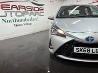 USED 2018 68 TOYOTA YARIS 1.5 VVT-h Icon Tech Hatchback 5dr Petrol Hybrid E-CVT Euro 6 (s/s) (100 ps) 2 keys, reverse camera, NAV, cruise