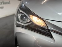 USED 2018 68 TOYOTA YARIS 1.5 VVT-h Icon Tech Hatchback 5dr Petrol Hybrid E-CVT Euro 6 (s/s) (100 ps) 2 keys, reverse camera, NAV, cruise