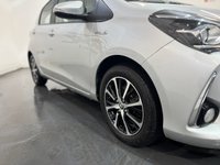 USED 2018 68 TOYOTA YARIS 1.5 VVT-h Icon Tech Hatchback 5dr Petrol Hybrid E-CVT Euro 6 (s/s) (100 ps) 2 keys, reverse camera, NAV, cruise