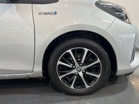 USED 2018 68 TOYOTA YARIS 1.5 VVT-h Icon Tech Hatchback 5dr Petrol Hybrid E-CVT Euro 6 (s/s) (100 ps) 2 keys, reverse camera, NAV, cruise