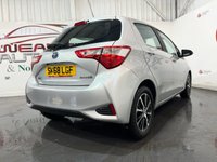 USED 2018 68 TOYOTA YARIS 1.5 VVT-h Icon Tech Hatchback 5dr Petrol Hybrid E-CVT Euro 6 (s/s) (100 ps) 2 keys, reverse camera, NAV, cruise