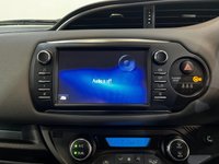 USED 2018 68 TOYOTA YARIS 1.5 VVT-h Icon Tech Hatchback 5dr Petrol Hybrid E-CVT Euro 6 (s/s) (100 ps) 2 keys, reverse camera, NAV, cruise