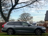 USED 2020 70 VOLVO V90 Cross Country 2.0 D4 Plus Estate 5dr Diesel Auto AWD Euro 6 (s/s) (190 ps) *2 Owners, 5 X Services*