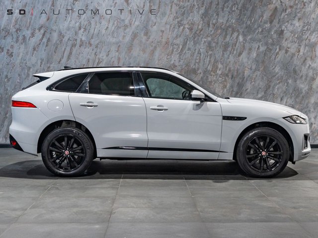 2019 Jaguar F-Pace 2L Chequered Flag 5dr - Photo 7