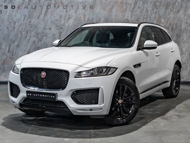 2019 Jaguar F-Pace 2L Chequered Flag 5dr - Photo 3