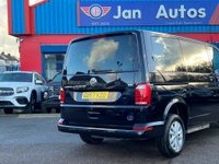 USED 2017 67 VOLKSWAGEN CARAVELLE 2.0 TDI BlueMotion Tech SE DSG Euro 6 (s/s) 5dr Wheels Chair Access for Driver