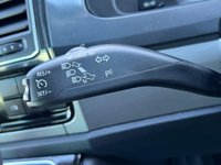 USED 2017 67 VOLKSWAGEN CARAVELLE 2.0 TDI BlueMotion Tech SE DSG Euro 6 (s/s) 5dr Wheels Chair Access for Driver