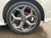 USED 2014 64 FORD FOCUS 2.0T EcoBoost ST-3 Hatchback 5dr Petrol Manual Euro 5 (s/s) (250 ps) EXTREMELY POPULAR VEHICLE, JUST ARRIVED+FINISHED IN STUNNING WHITE PAINT+SERVICE HISTORY+ULEZ COMPLIANT+PRIVACY GLASS+FULL LEATHER INTERIOR+PARK ASSIST+CLIMATE CONTROL+18 INCH ALLOY WHEELS+CALL NOW TO SPEAK WITH ONE OF OUR EXPERIENCED SALES ADVISORS AND ARRANGE YOUR VIEWING+READY TO DRIVE AWAY TODAY!!!!!!!!!!!!!!!!!!!!!!!!!!!!!!!!!!!!!!!!!