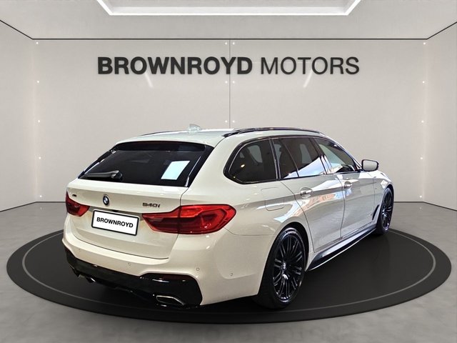 2018 BMW 5 Series 3L M Sport 5dr - Photo 11