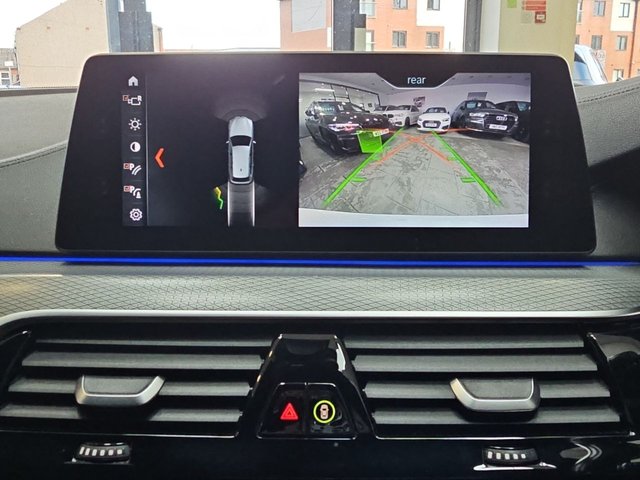 2018 BMW 5 Series 3L M Sport 5dr - Photo 10