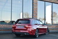 USED 2020 70 MERCEDES-BENZ C-CLASS 2.0 C300e 13.5kWh AMG Line Night Edition (Premium Plus) Estate 5dr Petrol Plug-in Hybrid G-Tronic+ Euro 6 (s/s) (320 ps) PAN ROOF / 360 CAMERAS / FSH