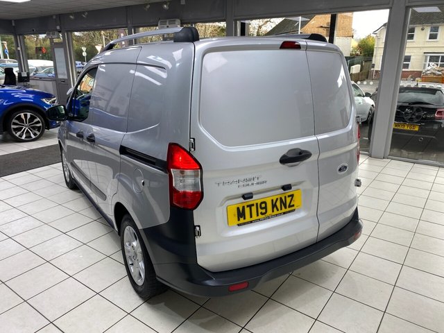FORD TRANSIT COURIER 1.5 TDCi Trend Panel Van 5dr Diesel Manual L1 Euro 6 (100 ps) - Photo 7