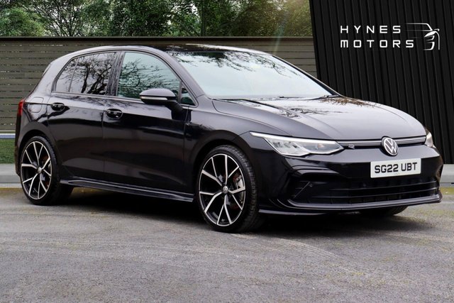 View our Volkswagen Golf 2.0 TDI R-Line Hatchback 5dr Diesel DSG Euro 6 (s/s) (150 ps)