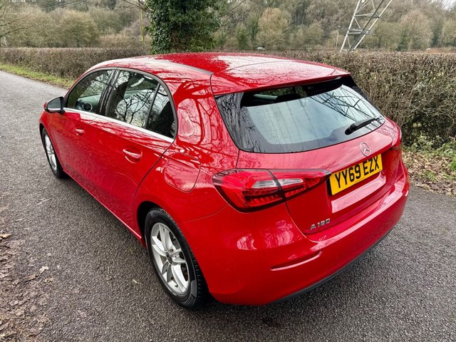 2019 Mercedes-Benz A-CLASS - Photo 3